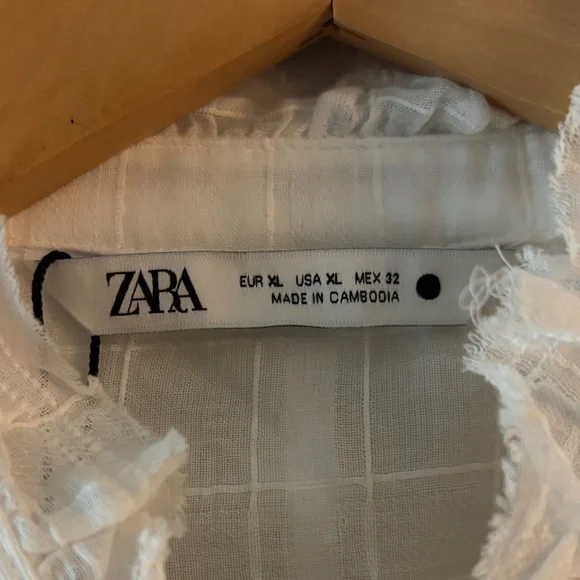Zara White Ruffled Blouse - Picture 3 of 5